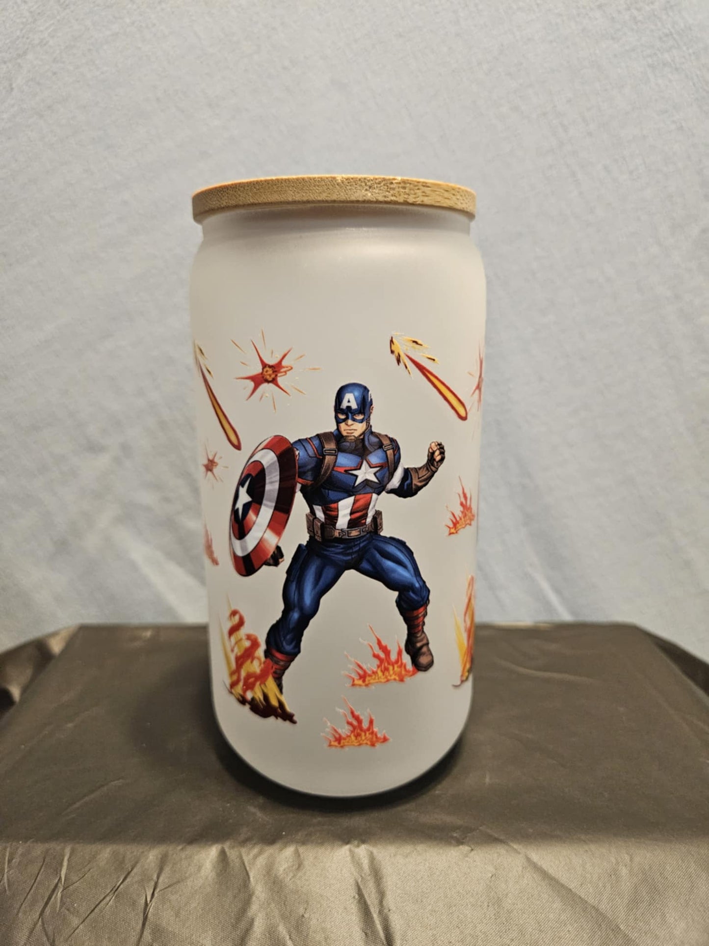 20 glass tumbler with bamboo lid and straw