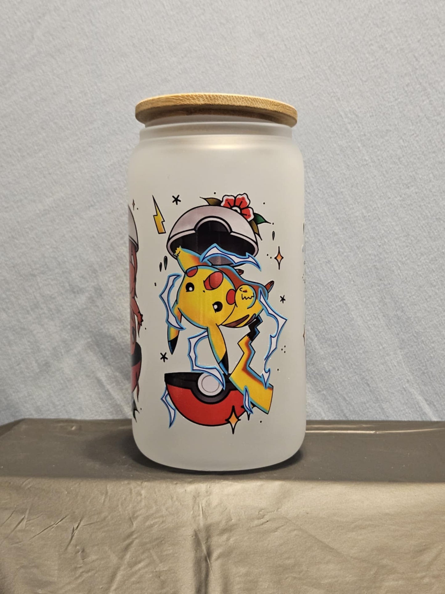 20 glass tumbler with bamboo lid and straw