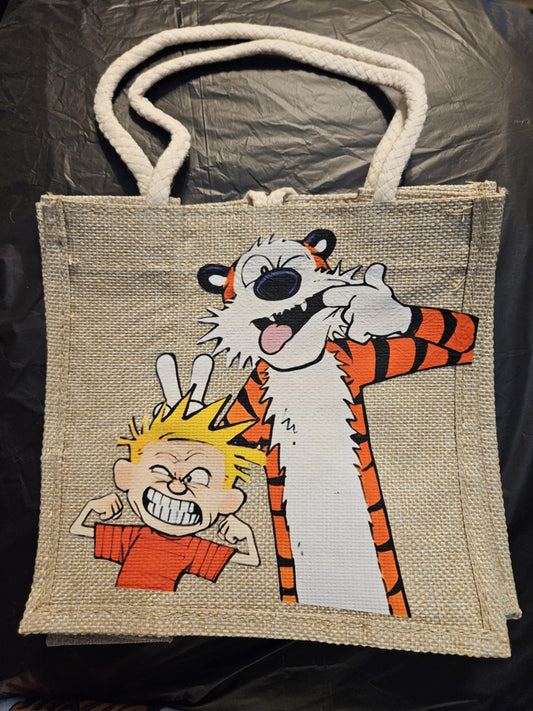 7x7 wicker bag with buttons and handles