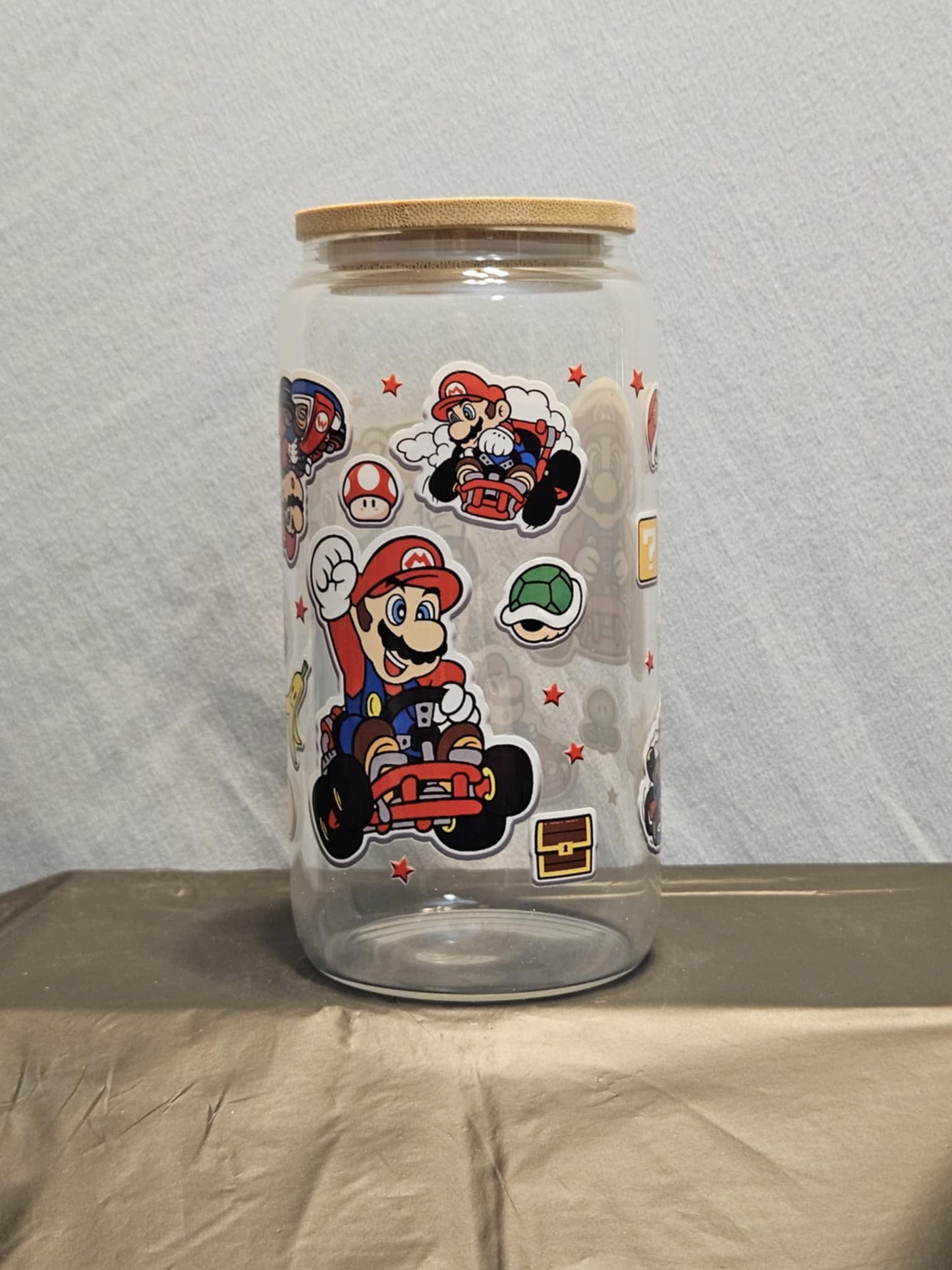 20 glass tumbler with bamboo lid and straw