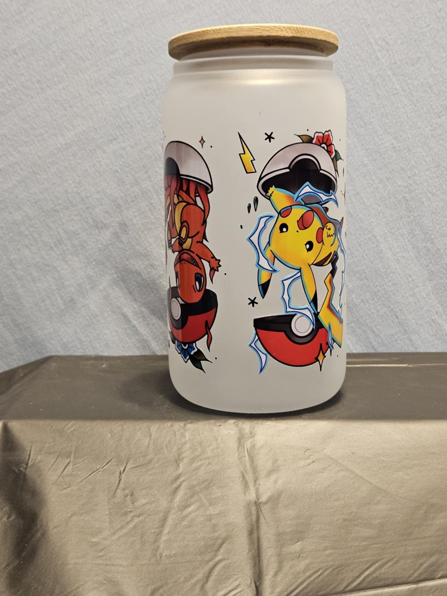 20 glass tumbler with bamboo lid and straw