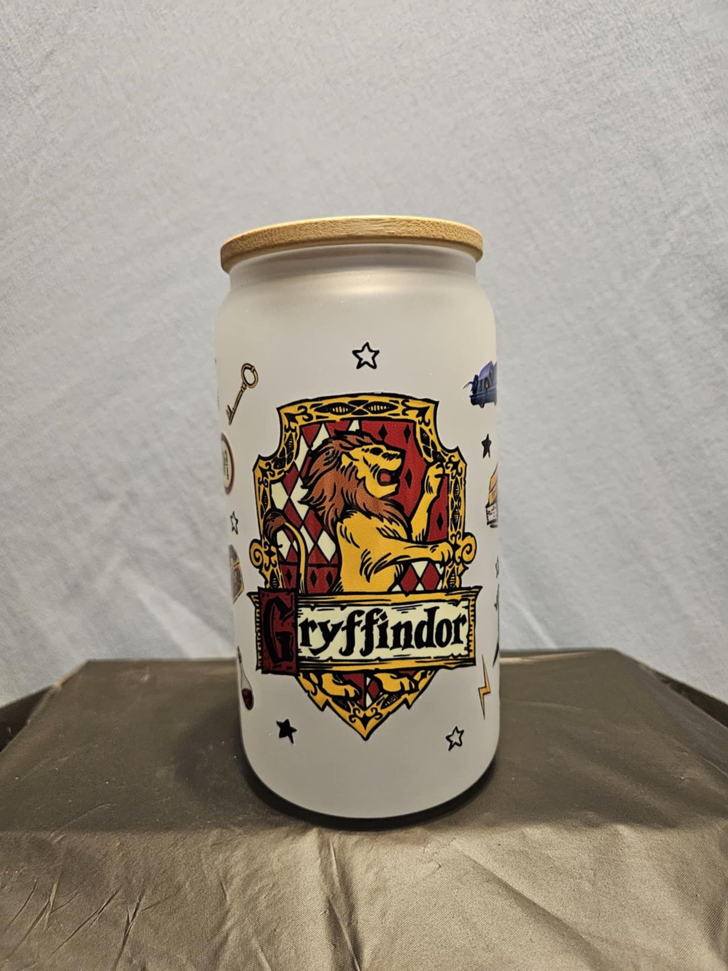 20 glass tumbler with bamboo lid and straw