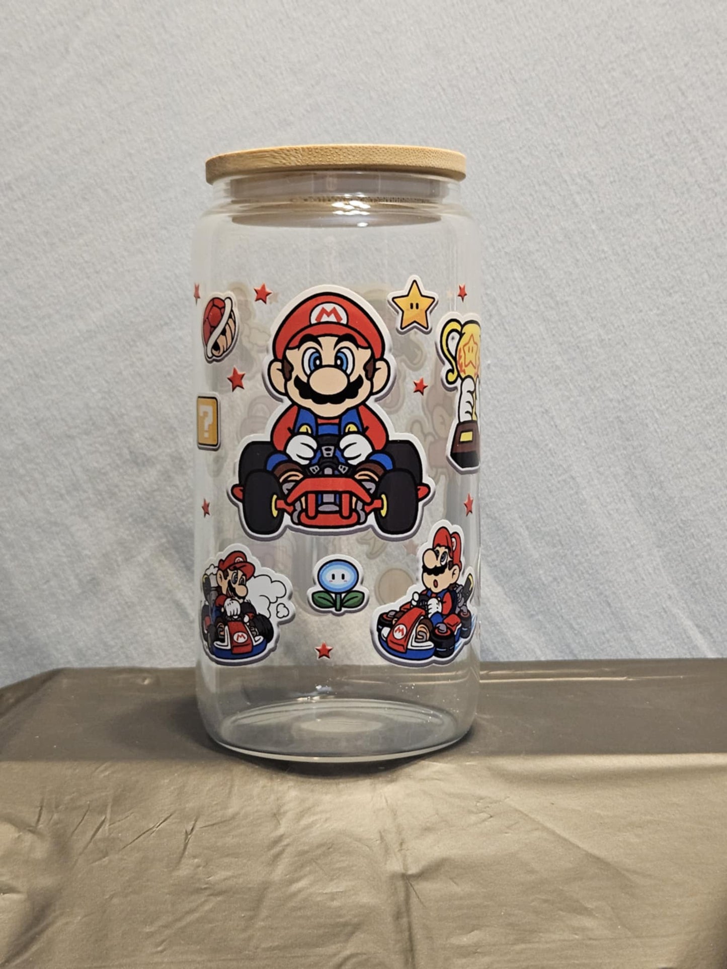 20 glass tumbler with bamboo lid and straw