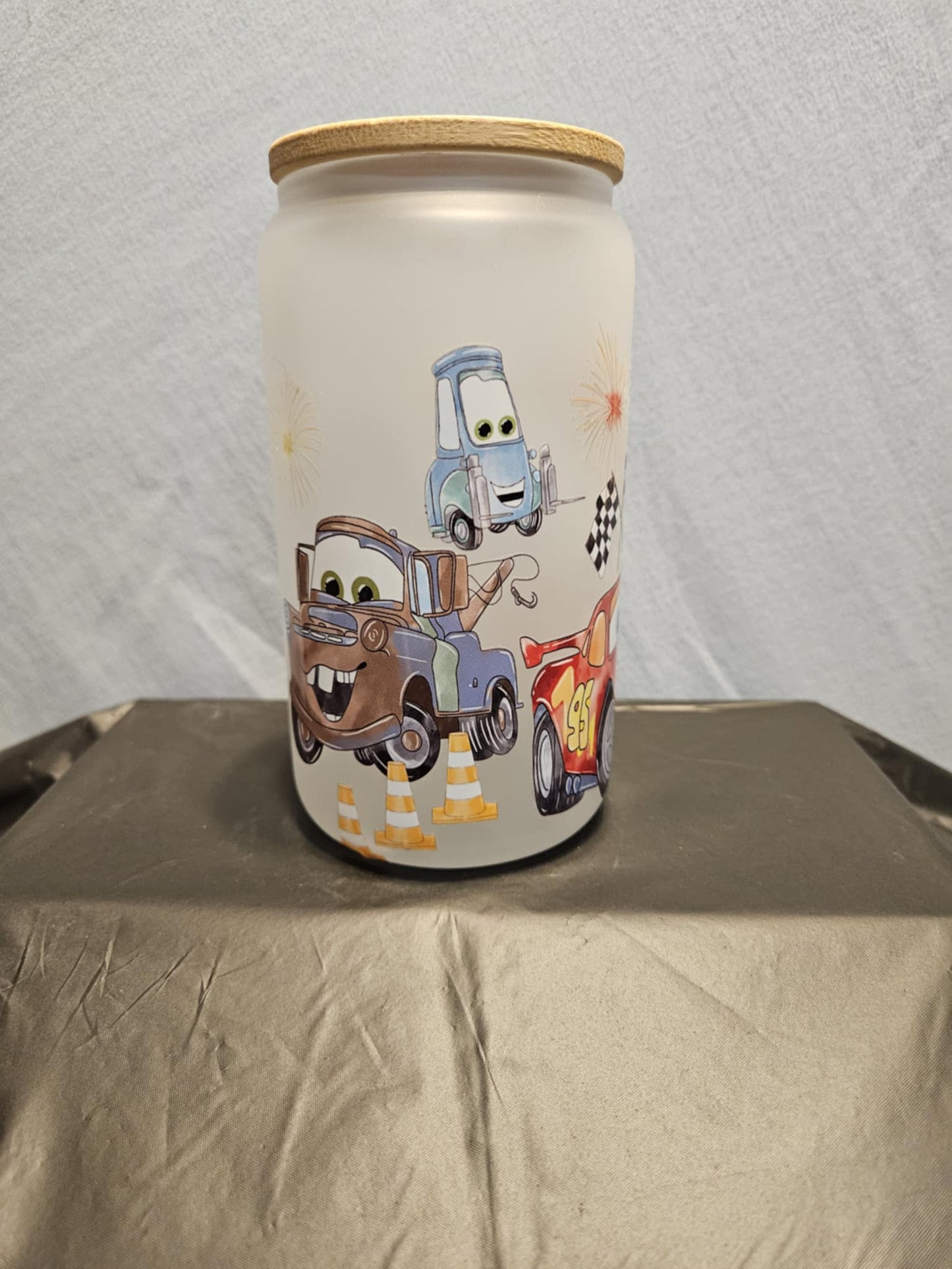 20 glass tumbler with bamboo lid and straw