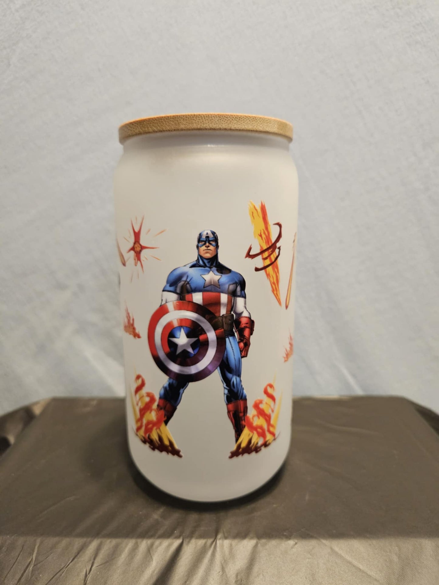 20 glass tumbler with bamboo lid and straw