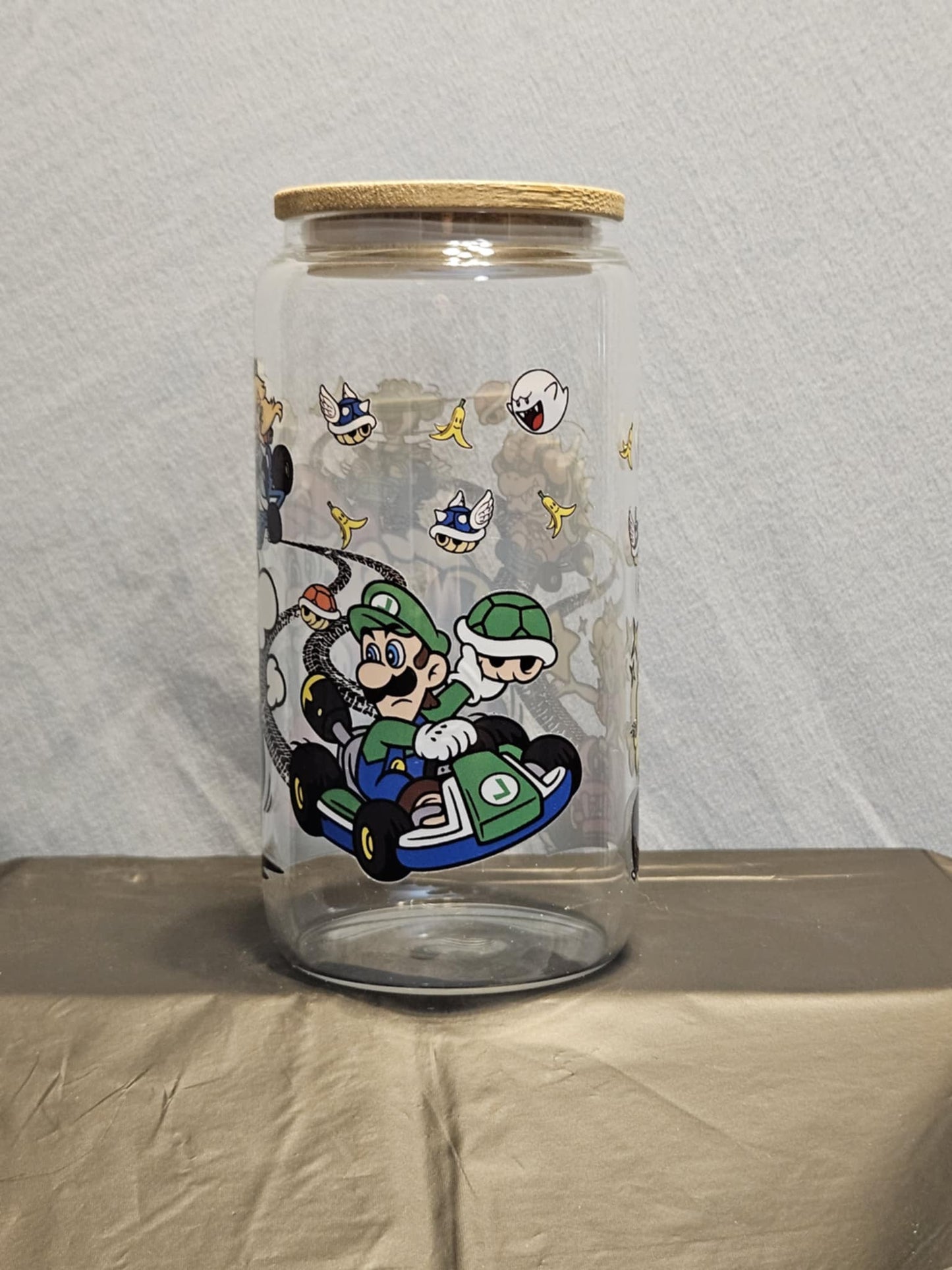 20 glass tumbler with bamboo lid and straw