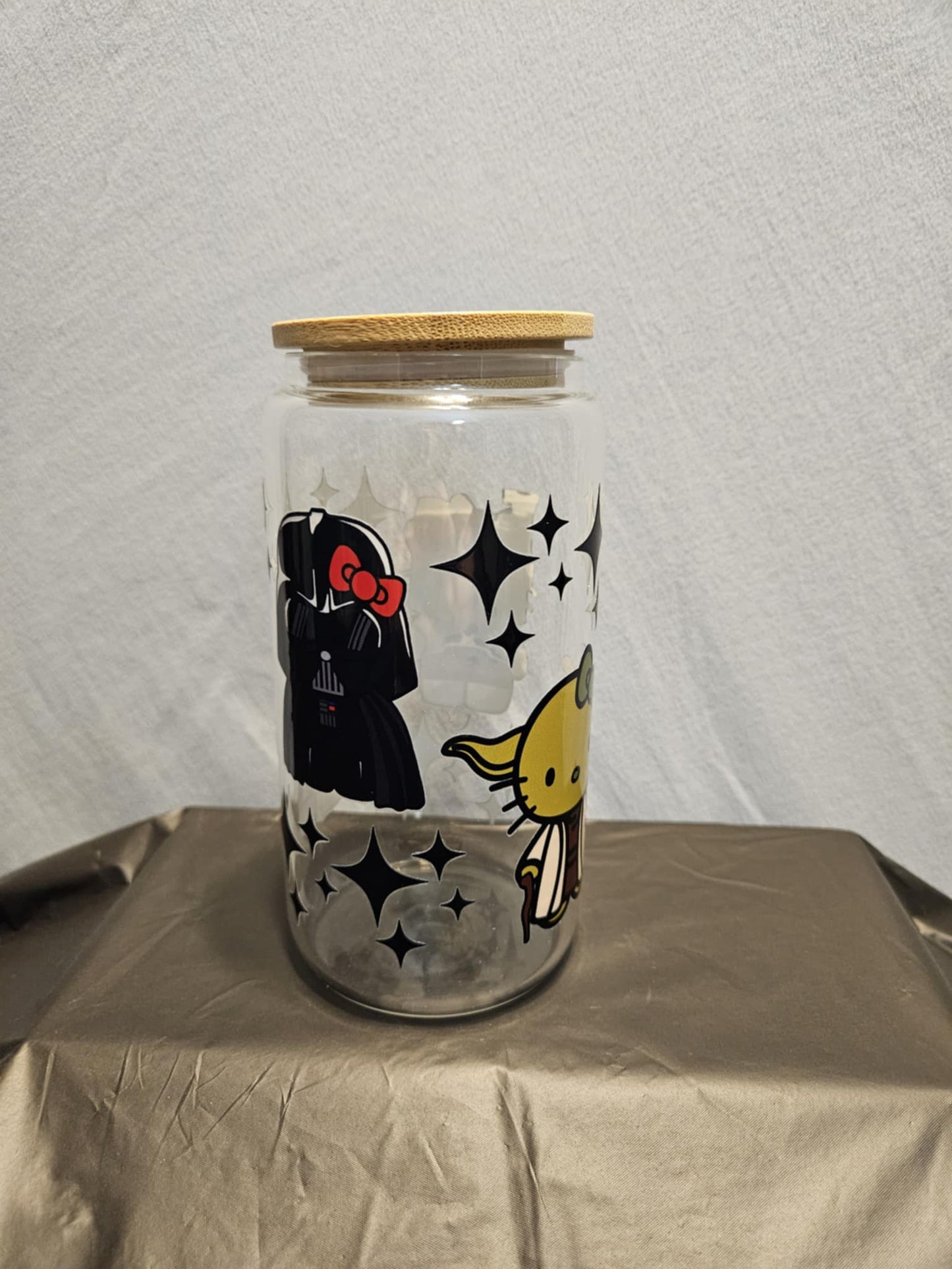 20 glass tumbler with bamboo lid and straw