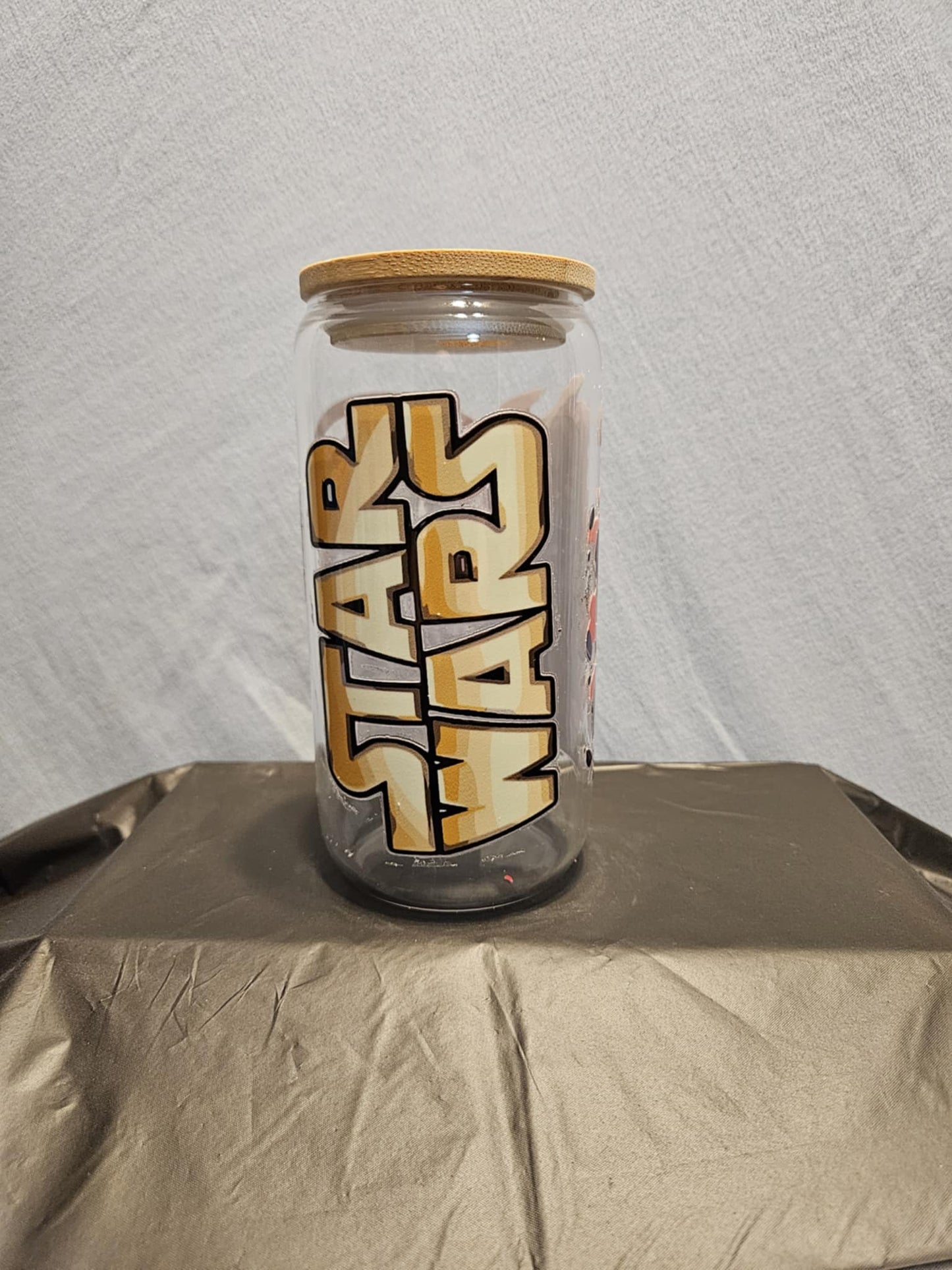 20 glass tumbler with bamboo lid and straw