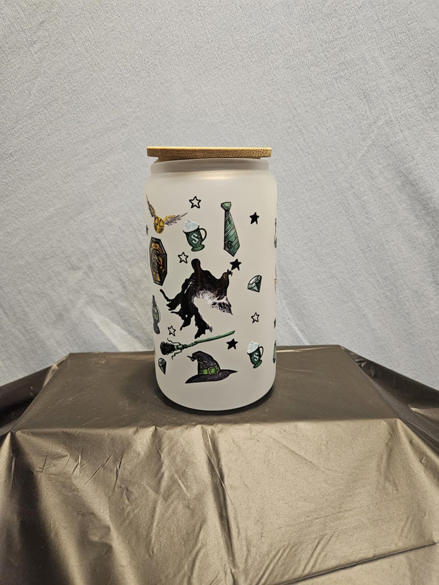 20 glass tumbler with bamboo lid and straw