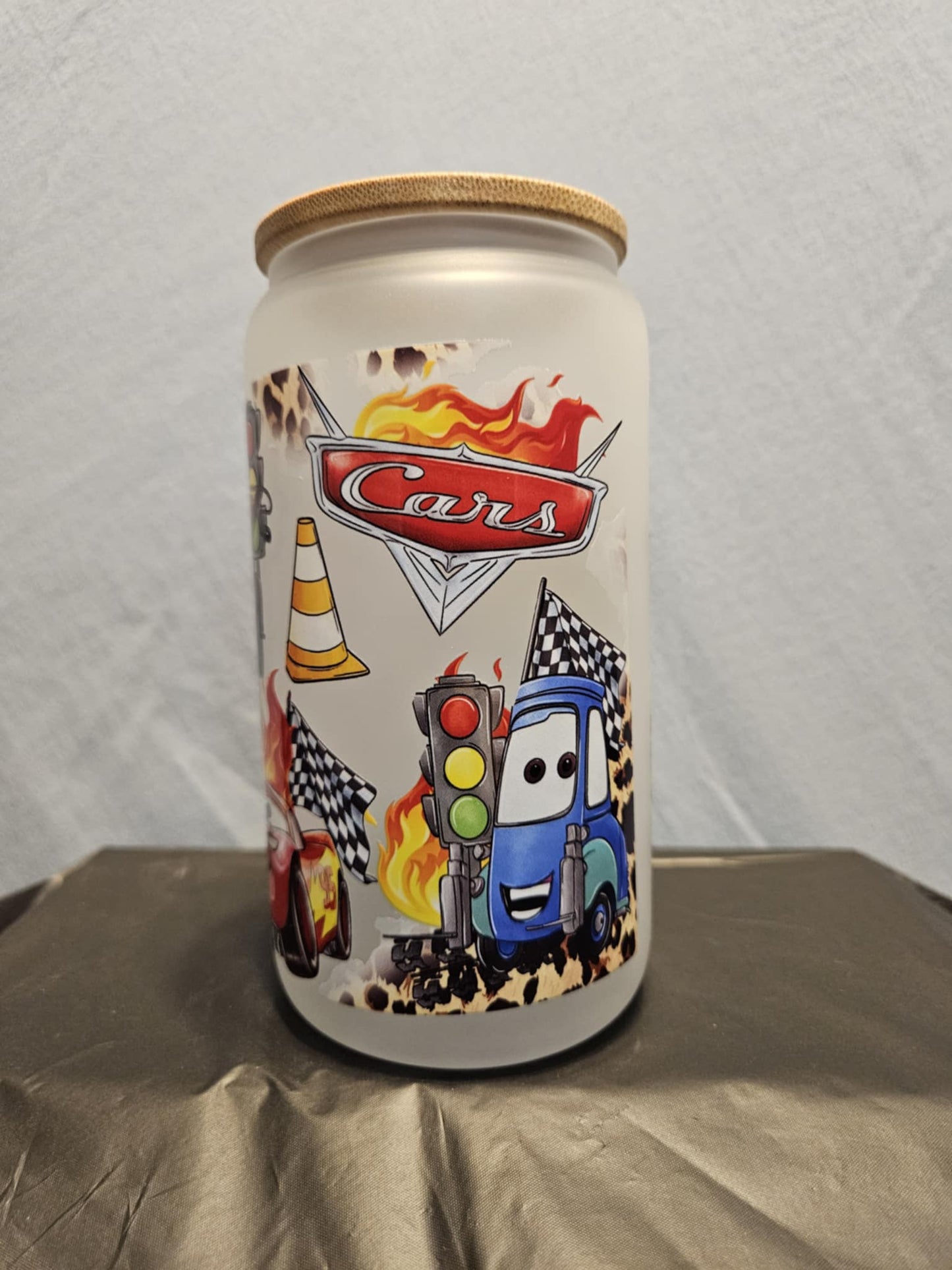 20 glass tumbler with bamboo lid and straw